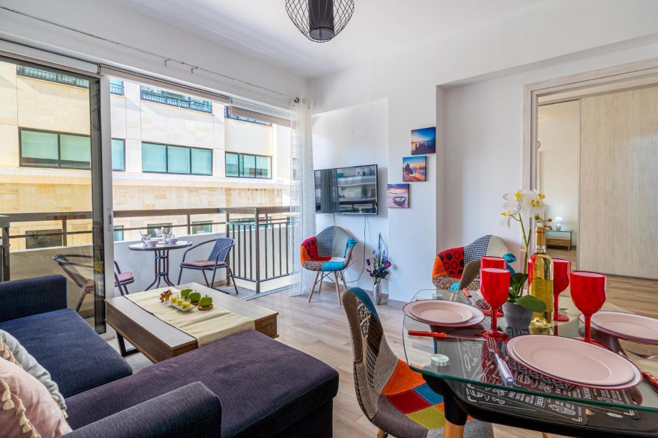 Berries 1-Br Apt In Larnaca Zewnętrze zdjęcie